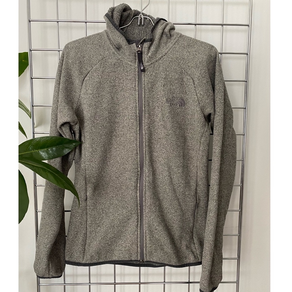 Lightweight northface hoodie